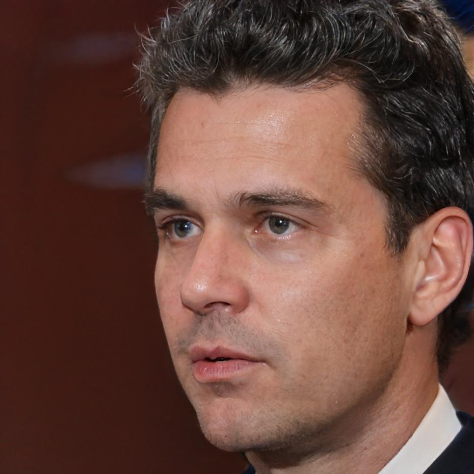 Portrait of curriculum director Prof. Kasper Lundqvist